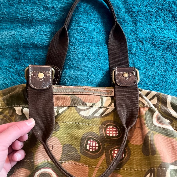 Fossil Camouflage Floral Tote Bag - Picture 11 of 12